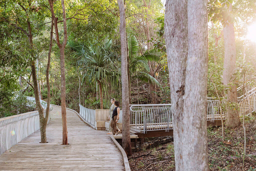 Noosa is one of the most popular places to visit on the Sunshine Coast. This guide showcases the best things to do in Noosa with kids, plus lots of day trips that are worth taking. 