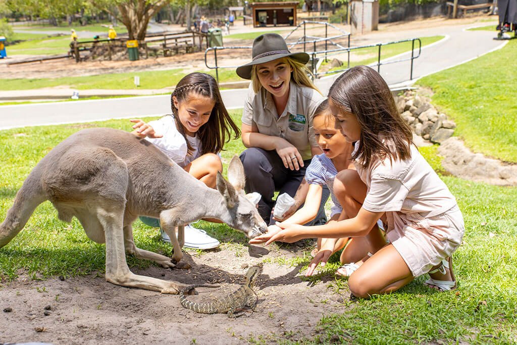 The ultimate kids' activities guide detailing the very best things to do on the Gold Coast with kids.